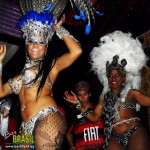 Esquentando os tamborins