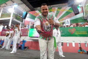 Leandro da Mangueira på sambaskolan Mangueira, dec 2015.
